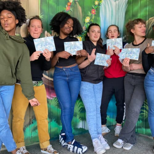 LIVRE – Au-delà de la mer – Adolescentes